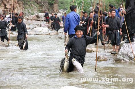 夢見捕魚|周公解夢中對夢見魚的解釋